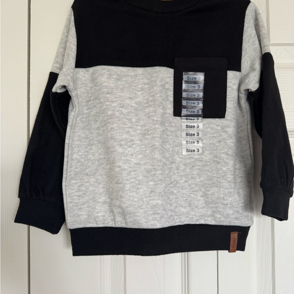 Deux par Deux Black and Gray Kids Sweatshirt size 3 new